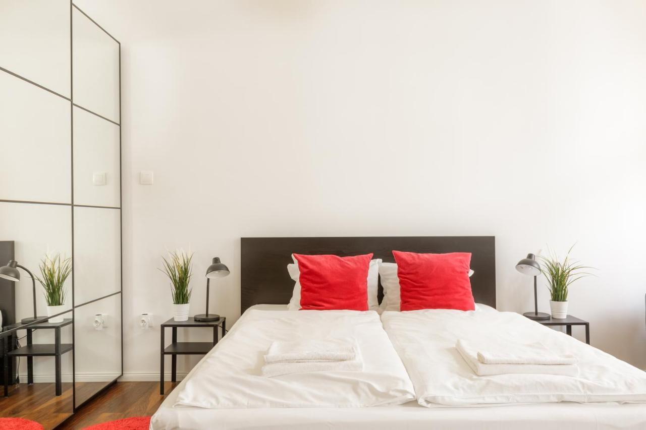 Апартаменты Red Dot Two - New Unit In The Heart Of Party Town Будапешт Экстерьер фото